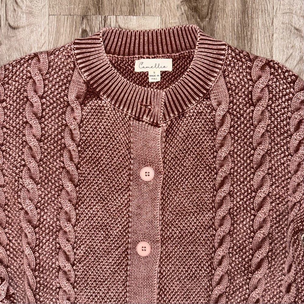 NEW Camellia Cable Knit Button Cardigan in Burgundy color size Small - Picture 3 of 6